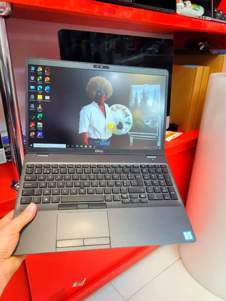 لپ تاپ dell latitude 5500 ارزش خرید دارد یا نه